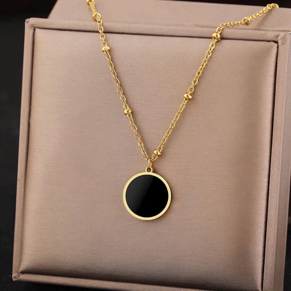 Black Round Necklace